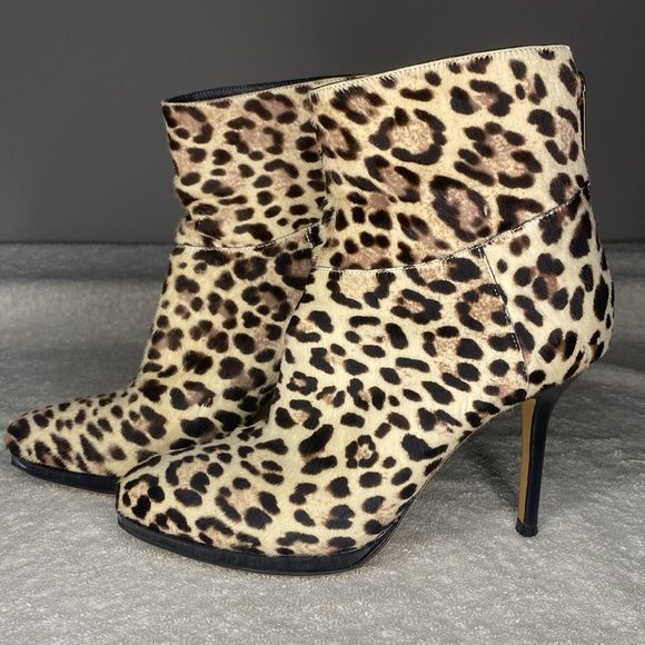 Jimmy Choo Leopard Print Pony Hair Heeled Boots (IT 36 / US 6) - Picture 4 of 10